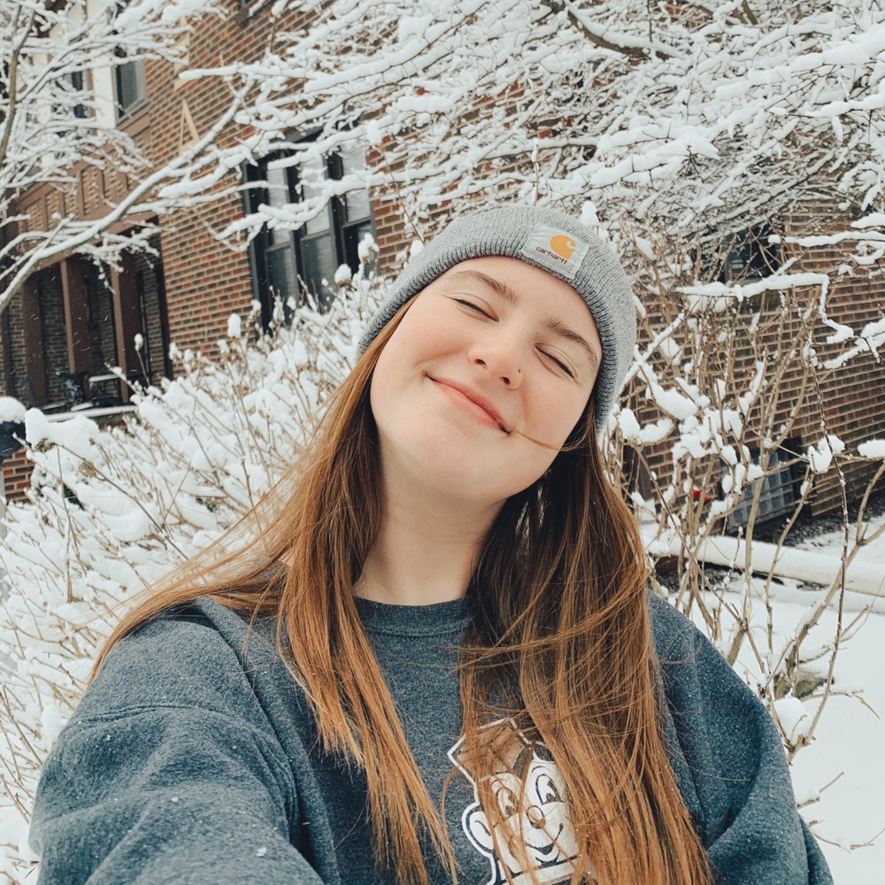 Meet your Posher, Claire